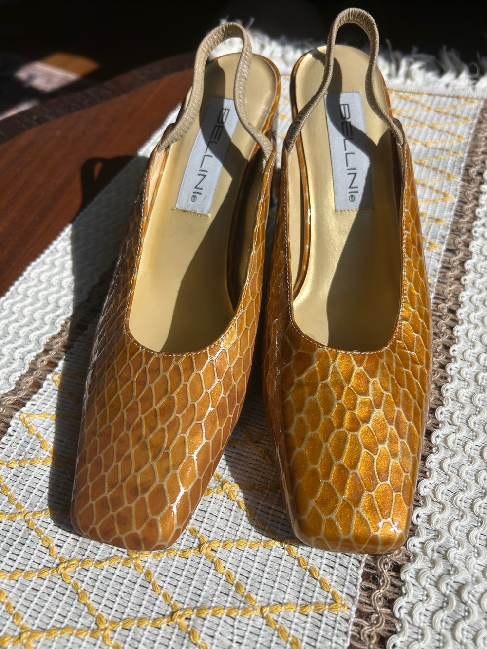 ✨ VINTAGE BELLINI REPTILE EMBOSSED SLINGBACK HEELS ✨